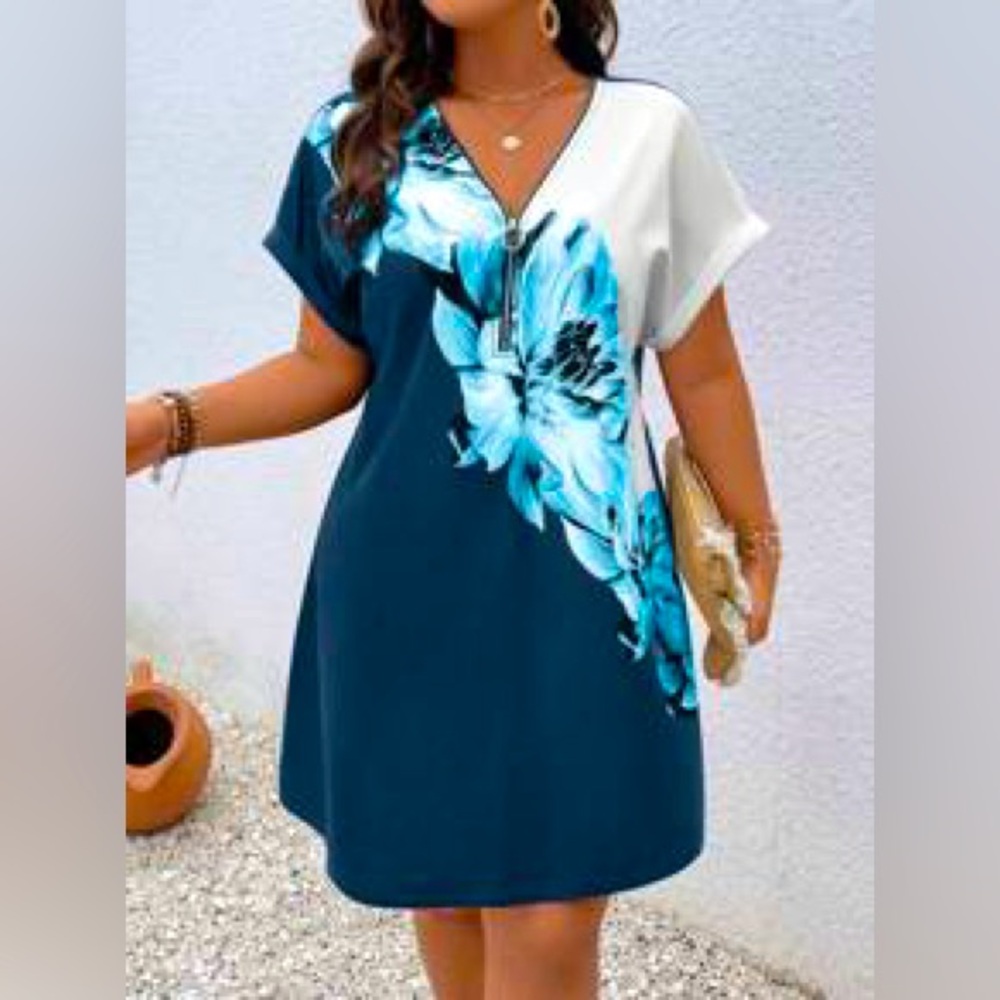 SHEIN CURVE 4XL Blue floral dress